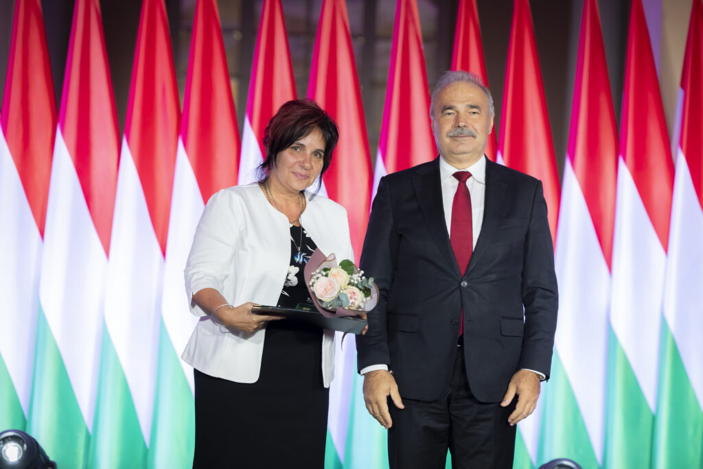 Kitüntetések október 23-a alkalmából